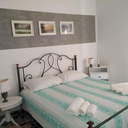Bed and Breakfast Nonna Dora Muros Zewnętrze zdjęcie