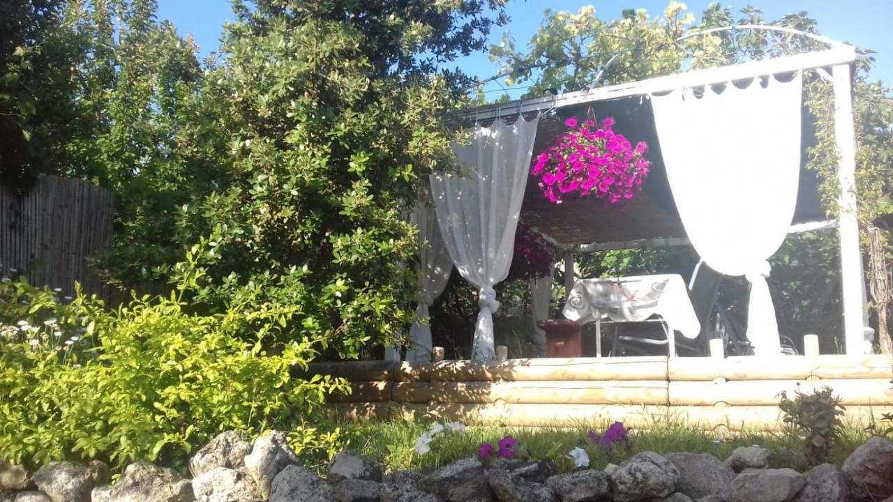 Bed and Breakfast Nonna Dora Muros Zewnętrze zdjęcie